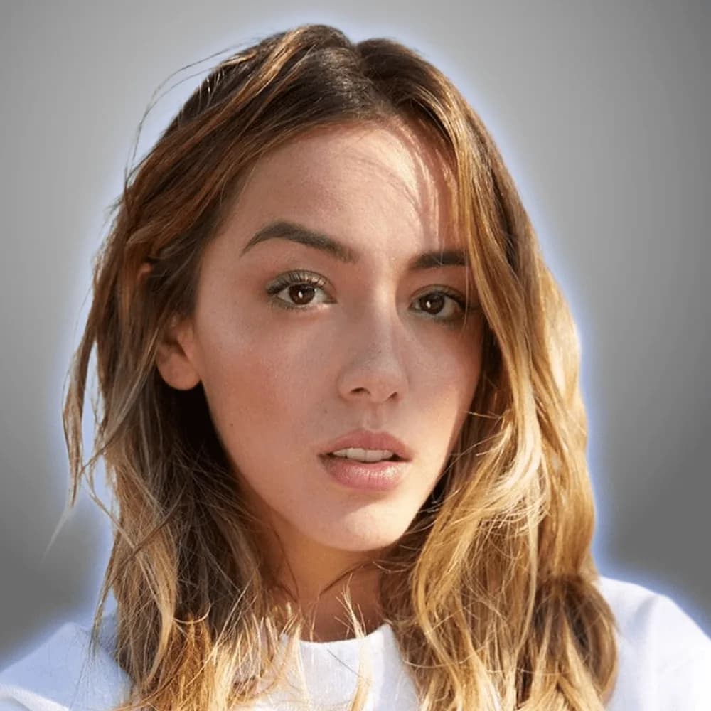 Chloe Bennet